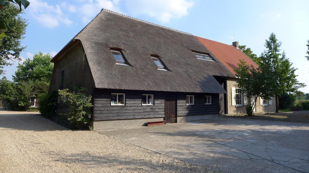 B&B De Luijenbergh Oud-Gastel Exterior foto